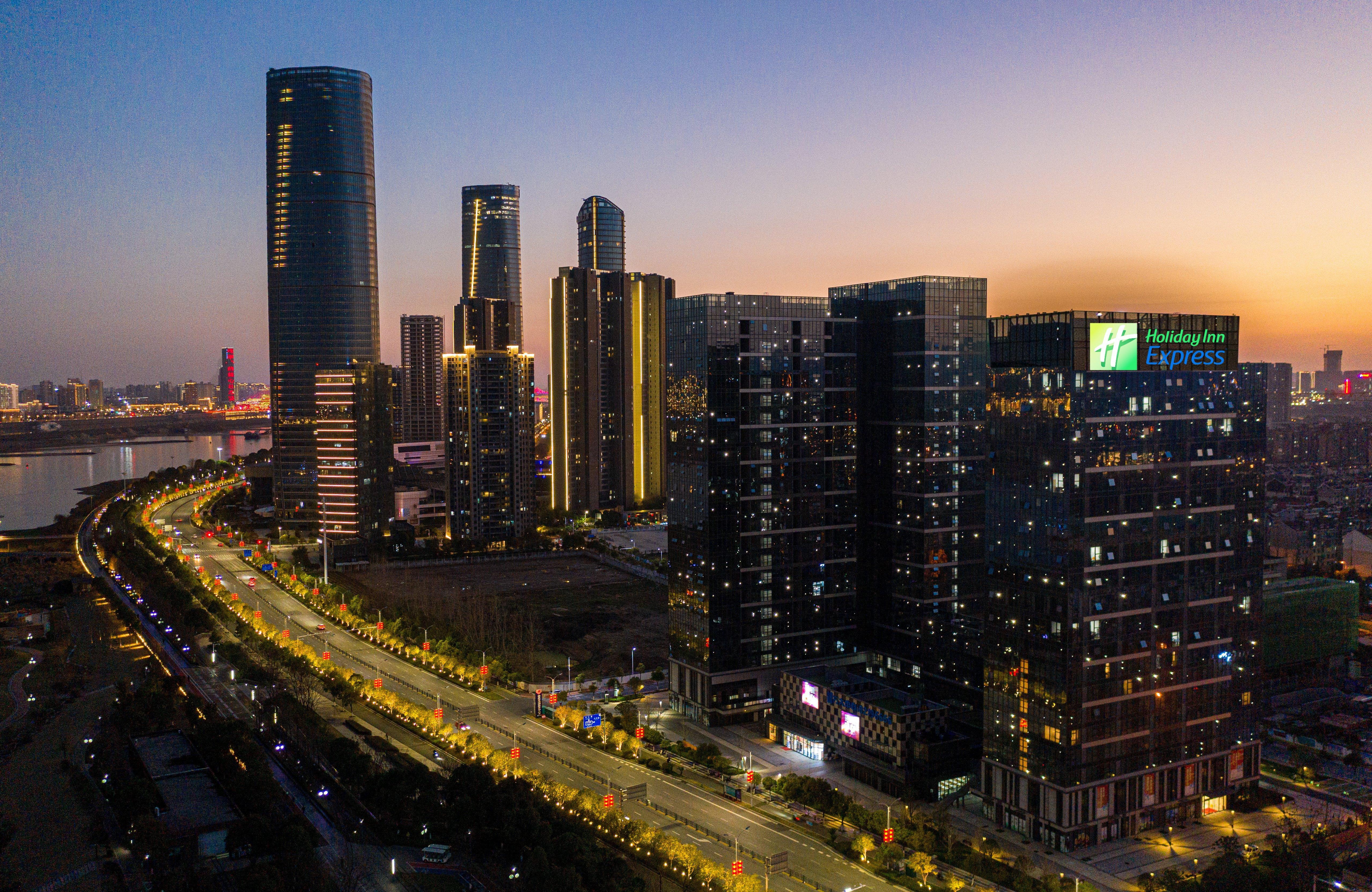 Holiday Inn Express Nanchang Riverside By Ihg Extérieur photo